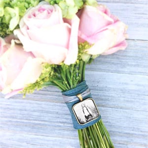 Wedding Bouquet Photo Charm, Wedding Bouquet Charm, Bridal Bouquet Charm, Charms For Bouquets, Keepsake Bouquets, Gift For Bride