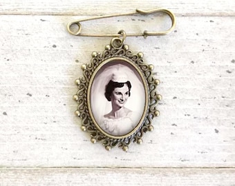 Custom Lapel Pin, Wedding Boutonniere Pin, Personalized Broach, Memorial Photo Pin, Keepsake Broach, Gift For Groom, Gift from Bride