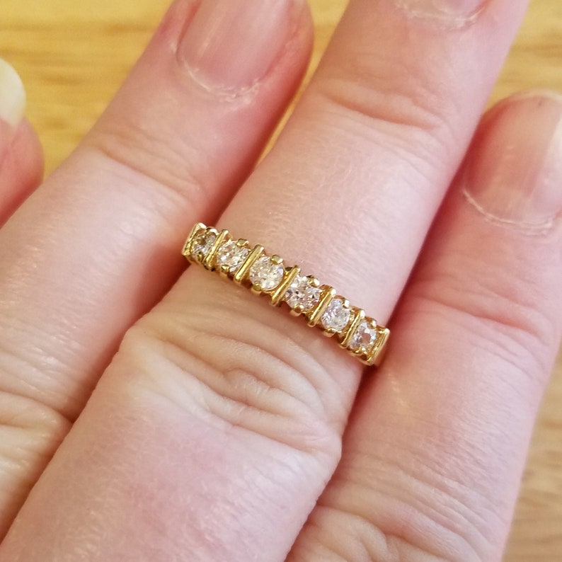 size 8.25 vintage ring faux diamond band ring Vintage Gold Tone Rhinestone Ring