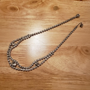 Vintage Silver Tone Rhinestone Necklace, 14 inch necklace, rhinestone choker necklace, vintage necklace