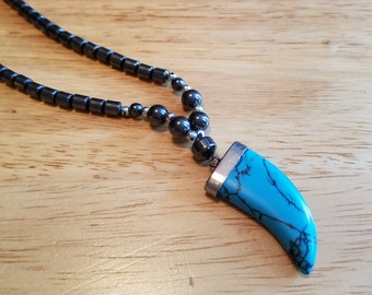 Vintage Hematite Necklace, 17 inch necklace with faux turquoise claw pendant, vintage necklace