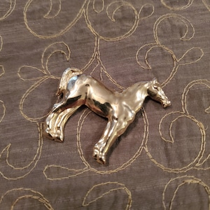 Vintage Horse Brooch, horse pin, gold horse, statement brooch, gold tone vintage brooch