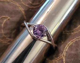 Vintage Faux Amethyst Ring, size 7.75 ring, silver tone ring, vintage ring, statement ring, purple rhinestone ring