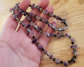 Vintage Hematite and Amethyst Necklace, 20 inch necklace, beaded necklace, vintage necklace