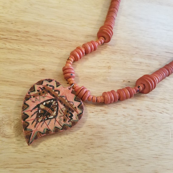 Vintage Orange Wood Necklace with Handpainted Lea… - image 1