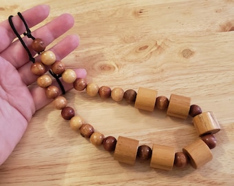 Vintage Brown and Tan Beaded Necklace, wood necklace, 28 inch necklace, vintage necklace