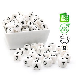 12 mm シリコン文字ビーズ、キューブアルファベットビーズ、英語アルファベットシリコンビーズ、名前キーチェーンストラップ用アソート文字シリコンビーズ