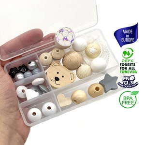 1 Holz und Silikonperlen Kit, Teddybär Bastelset für Kinder, Montessori Aktivität Geschenkbox für Jungen, Holzperlen Kit, Fußball Box