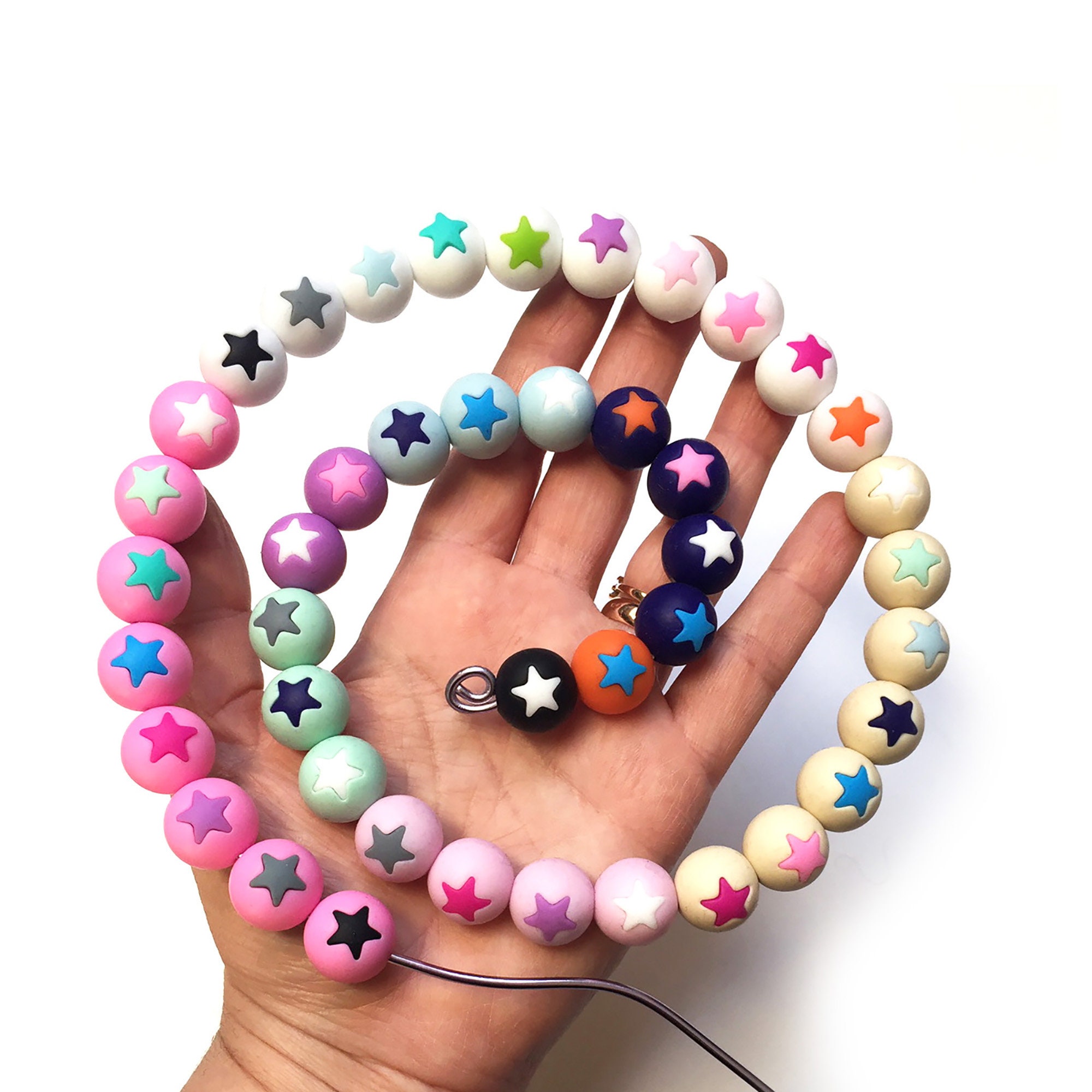 5 Pcs Autism Awareness Silicone Focal Character Beads Puzzle Spacer Beads for Pens DIY Jewelry Keychain Bracelet Making