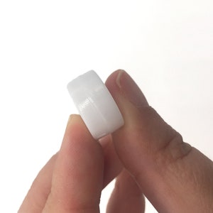 10 petits disques de hochet pour jouets pour animaux de compagnie, Hochet de 18 mm pour jouets au crochet Amigurumi, Pièces pour bruiteurs en plastique blanc image 3