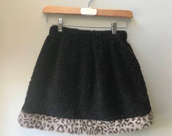 Little Girls Skirt Black Berber fleece with Faux Fur Leopard Trim, Winter skirt, Toddler Skirt, Faux Fur Skirt, Girl Skirt, Size 10, Size 8