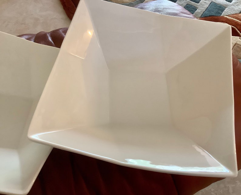 10 Strawberry Street White Angular Square Bowl 8.75 square Excellent condition One bowl image 7