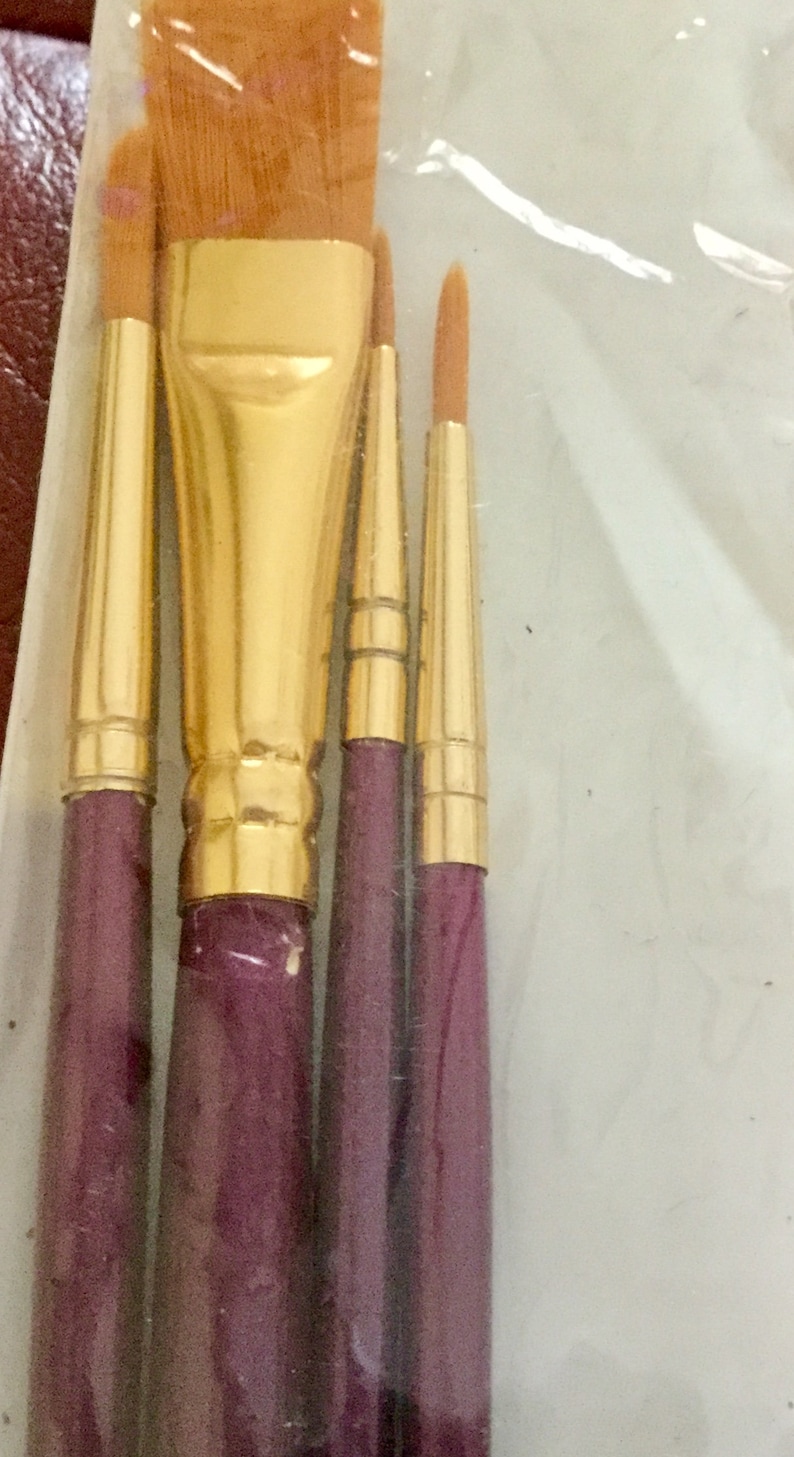 New Excellent Condition new in original package 4 New Paint Brushes Supplies Painting