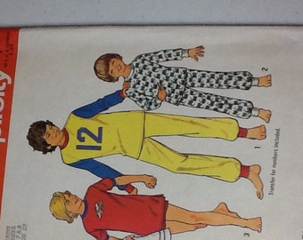 Vintage Simplicity 6692 | Boys pajamas Pattern | uncut | Size 7-8 - PJ's