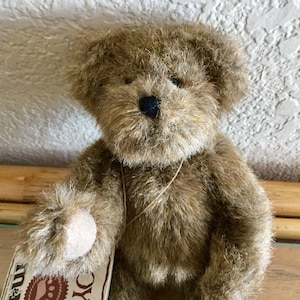 Vintage 1988 Boyds Bear Brown | 6” tall | Excellent Condition