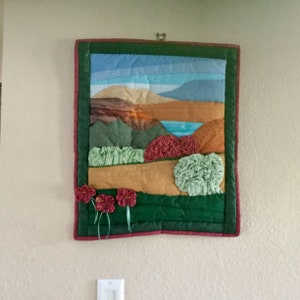 Quilted Scenic Landscape Wallhanging 18 by 21 Cotton with hanger green, rust, gold, pink, turquoise immagine 2
