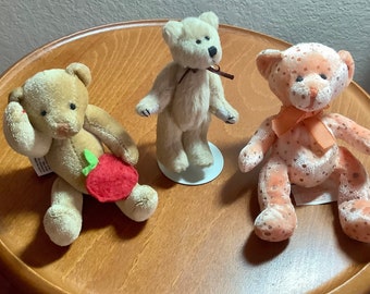 Vintage Teddy Bear Collection | Set of 3 | Great Condition as pictured | 5” tall Russ, Gund