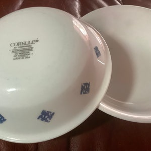 Corelle White & Blue Dessert Bowls | 2 pieces | 5.5” diameter | Excellent Condition