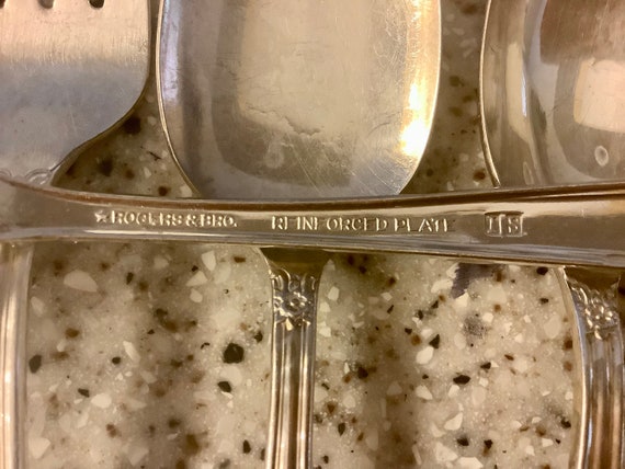 Rogers & Bro. 1950 Daybreak - Elegant Lady Reinforced Plate I S