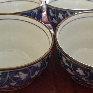 Vintage Country Blue & White Cups  | 4 Pieces | Blue and White Floral | Excellent Condition