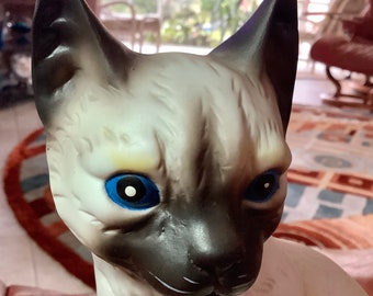 Vintage Siamese Cat Music “Memories” Box  | Hand Painted | 8” tall by 6” | Blue eyes | excellent condition