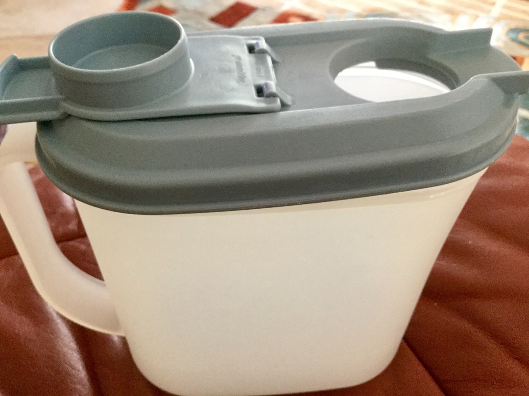 Vintage Tupperware Rectangle Container With Pouring Spout | 6” Tall ...