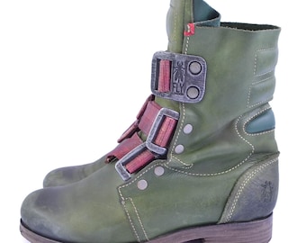 Botas de motociclista femininas Fly London Strap em couro verde, tamanho EUR 38 / US ~ 7,5