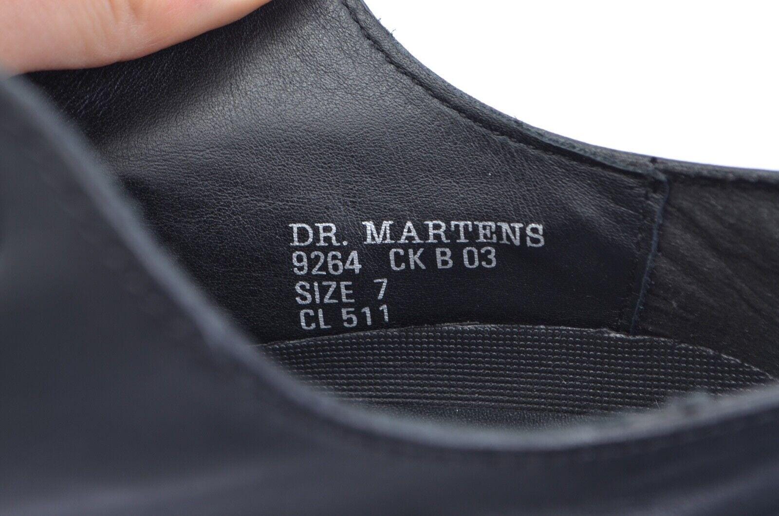 Dr. Martens 9264 Air Cushioned Sole Womens Shoes Boots Black  display picture 3