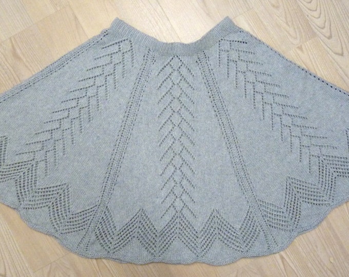 pdf pattern for the Flirty Skirt by Elizabeth Lovick in DK cotton - instant download