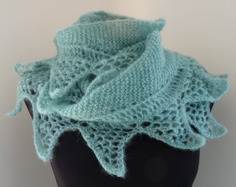 pdf pattern for the Shark Tooth Crescent Shawl by Elizabeth Lovick