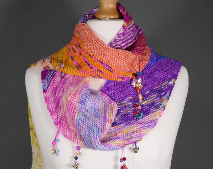pdf pattern for the Springtime Slanty Scarf by Elizabeth Lovick