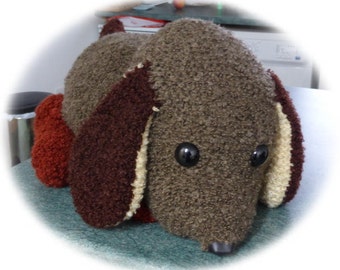 pdf pattern for You Ain’t Nothing But a Hound Dog from The Elvis Collection by Elizabeth Lovick