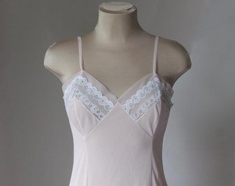 Vestido de renda rosa vintage: lingerie de nylon dos anos 1960 a 1990, tamanho P