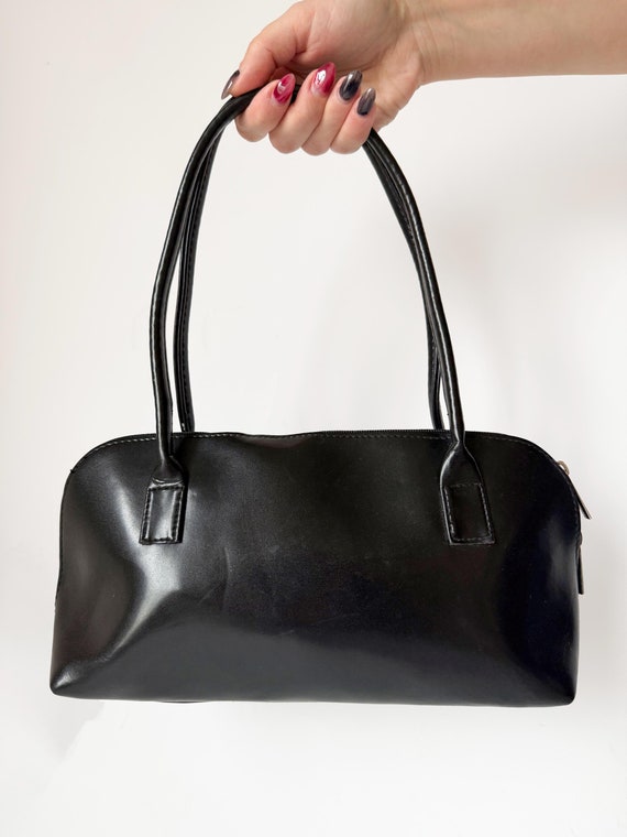 Vintage Women's Black Faux Leather Handbag / Evening bag, Vintage Clothing