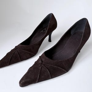Vintage Tapas Brown Suede Pointed Toe Heels EU 39 | Elegant Mid Heel Classic Pumps | 80s Style Retro Party Shoes | Size 8.5 US | Rare Find