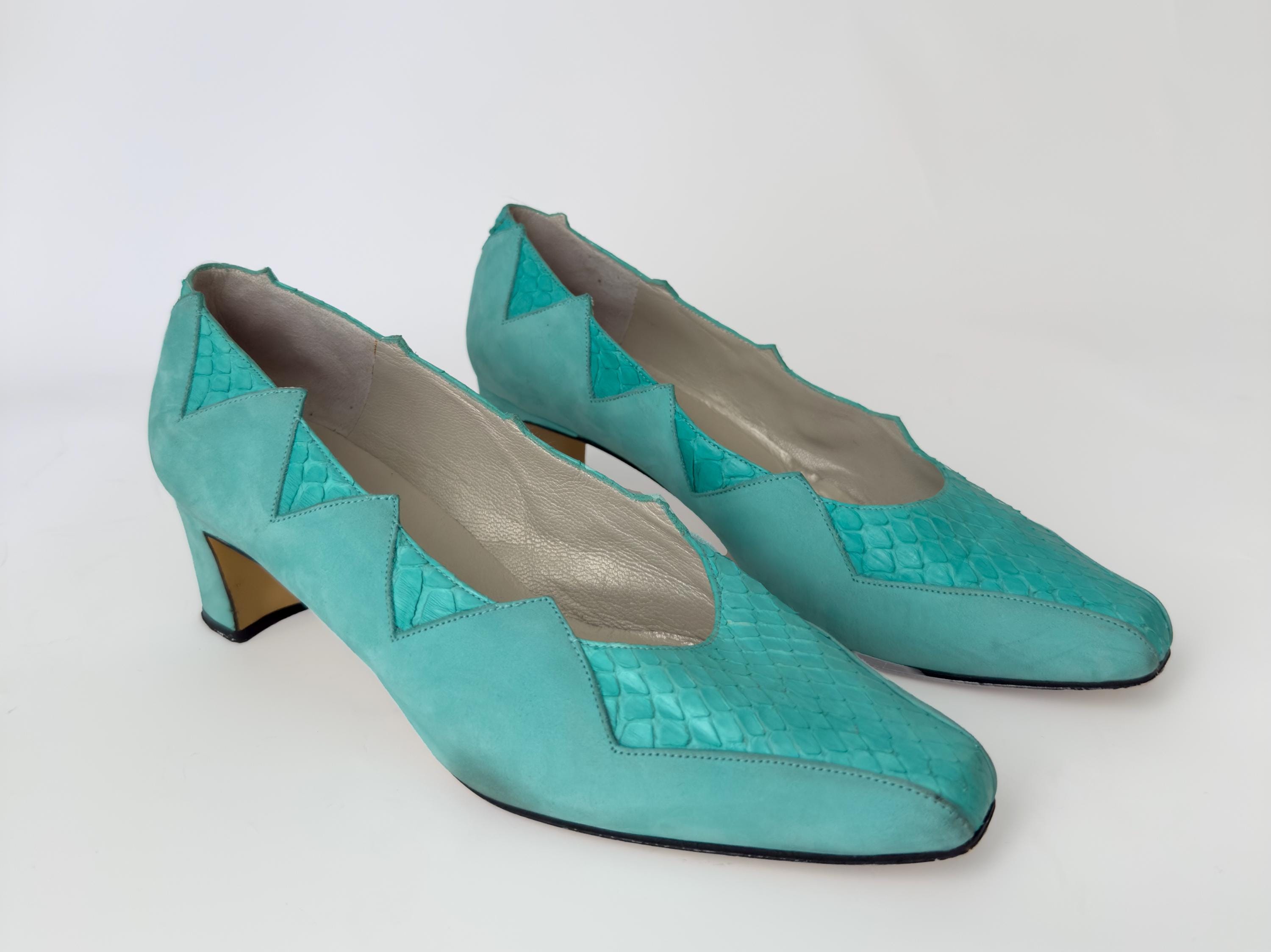 Vintage Turquoise Kitten Heels Turquoise Blue T-strap Open Side