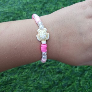 preppy pearl bracelet