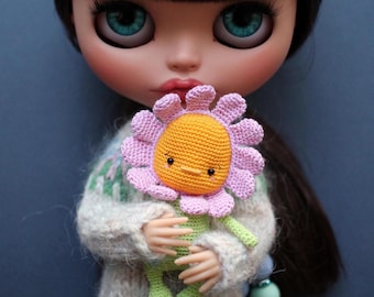 Miniature Flower Doll for Blythe - Handmade Toy. Blythe Doll Accessory