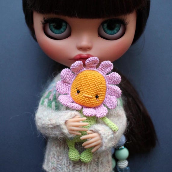 Miniature Flower Doll for Blythe - Handmade Toy. Blythe Doll Accessory