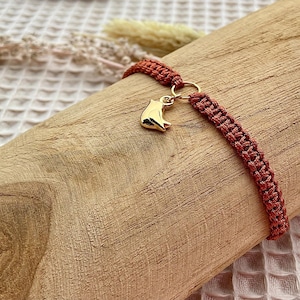 Macrame bracelet / friendship bracelet / bird bracelet / bracelet b / bracelet with pendant / gold pendant / small gift
