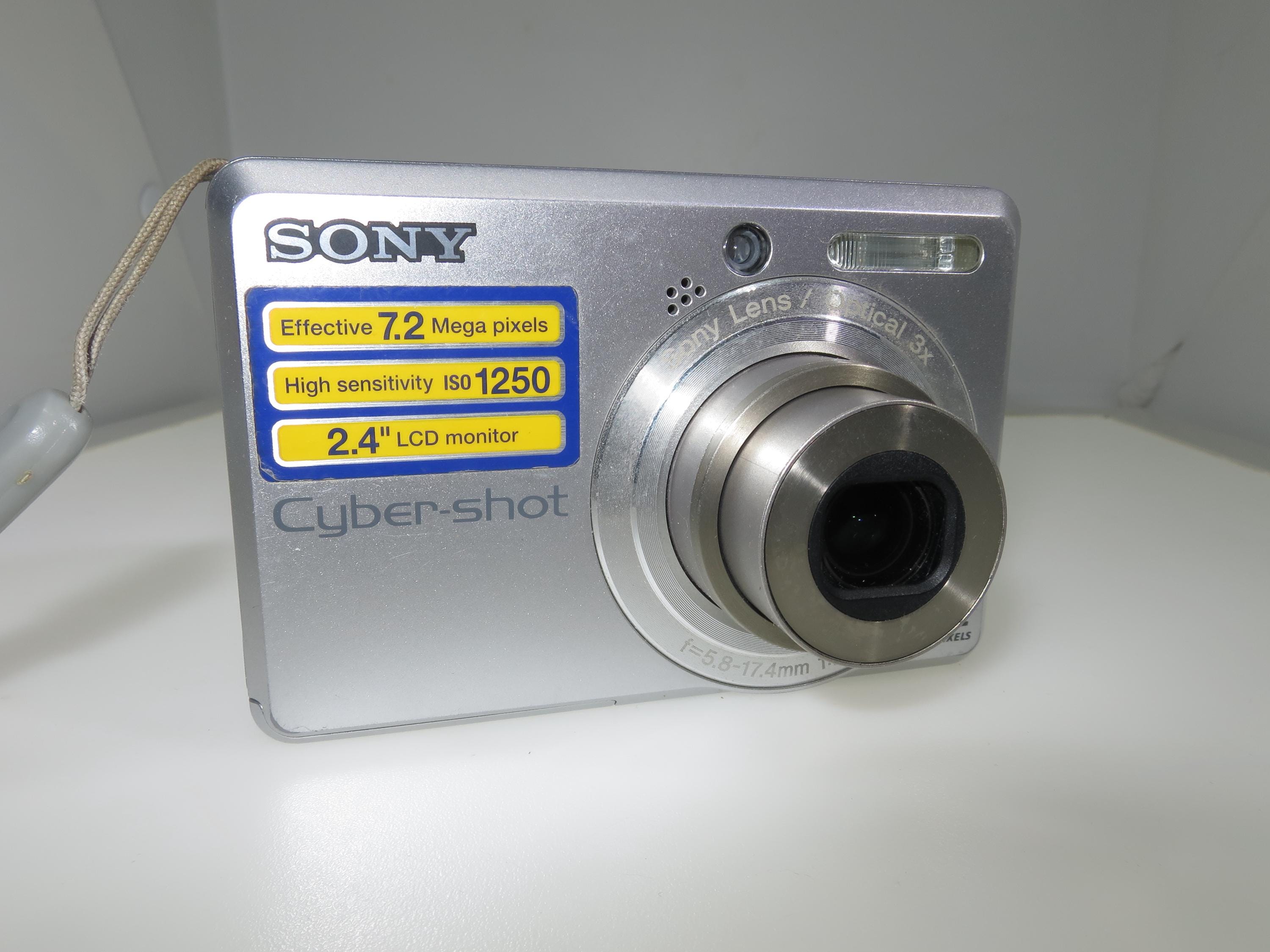 SONY Cyber-shot 7.2メガピクセル コンパクトデジタルカメラ 2026年最新】SONY サイバーショット 7.2の人気アイテム - メルカリ