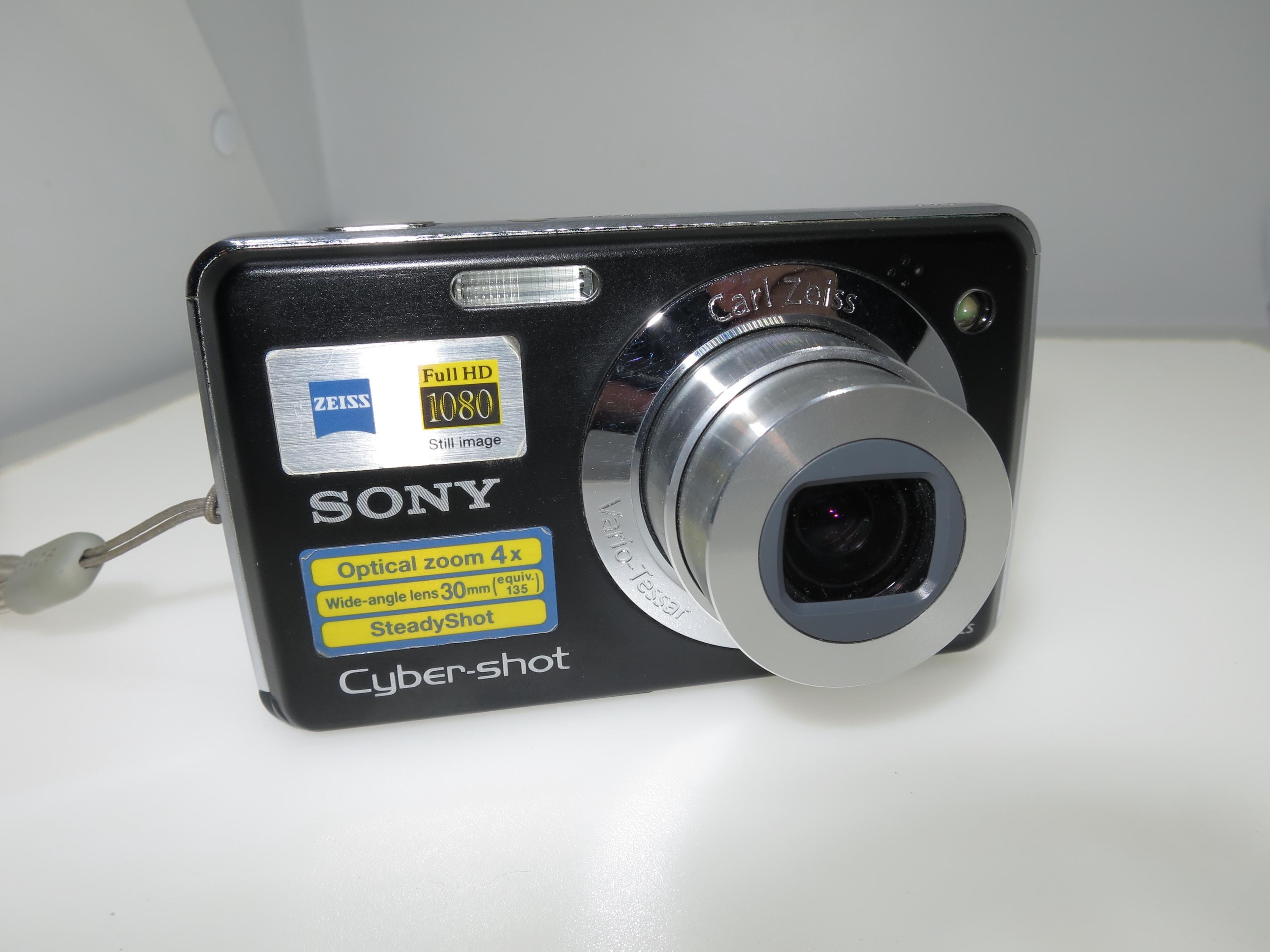 Sony Cybershot DSC-W210: 12.1MP Black Compact Digital Camera