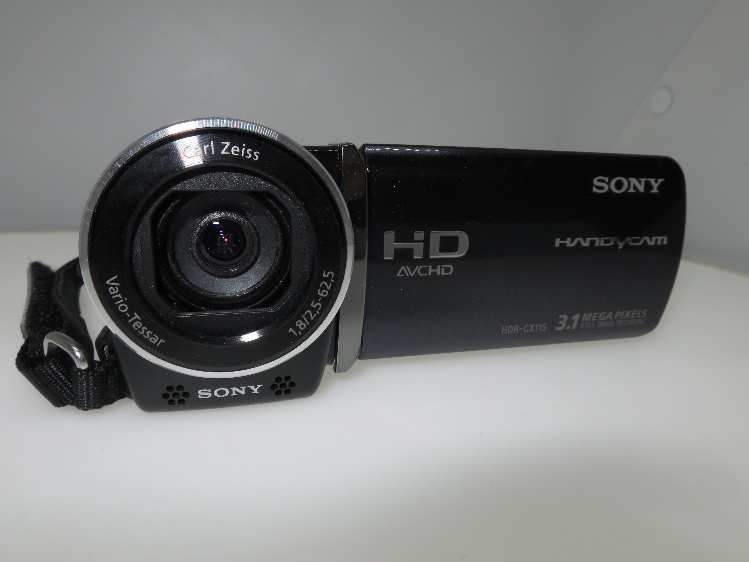 ソニー HDR-CX115E カメラ 3.1MP 25倍ズーム デジタルビデオカメラ 