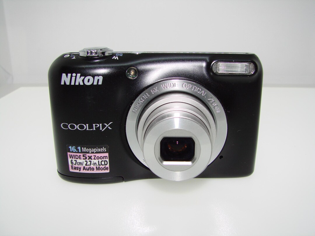 Appareil Photo Numérique Nikon COOLPIX L27 - 16,4 MP - Compact Noir - 8 GB SD Incluse - Occasion