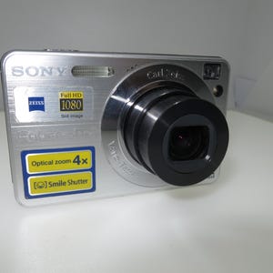 Sony Cyber-shot DSC-W110: 7.2MP Digital Camera With Original Box