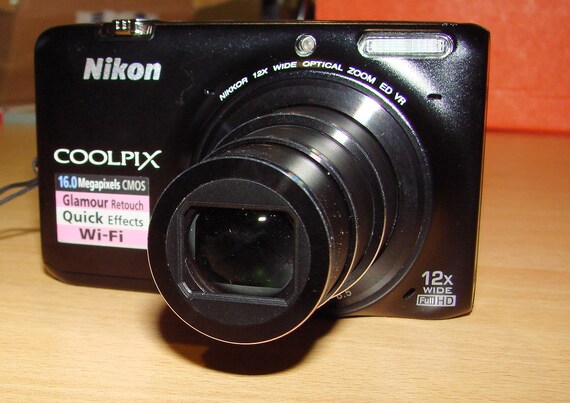 Nikon COOLPIX S6500 16.0MP 12x Zoom Wifi Full-hd Compact 