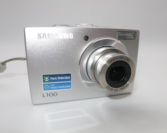 Samsung L100 Ultra Compact Digital Camera 8.2MP 3x optical zoom + battery,  USB cable, 16gb, Y2K CCD camera, Tested and Works perfect