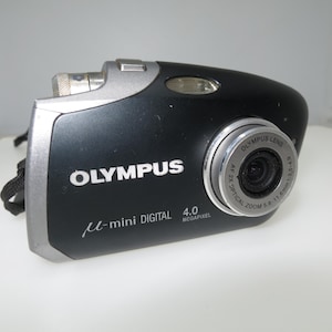 Olympus Mju M-mini DIGITAL 4MP 2X Zoom Compact Digital Camera Know