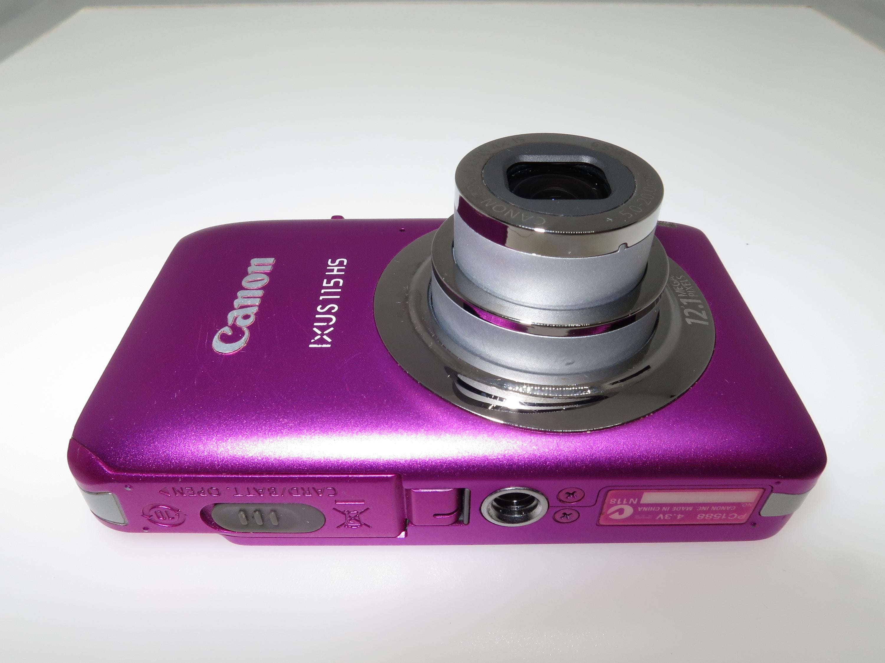 Canon IXUS 115 HS 超コンパクトデジタルカメラ（ピンク色）、32GB