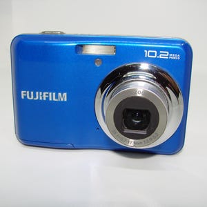 Fujifilm Finepix A170 10.2MP Compact Digital Camera 3x Zoom Blue